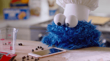 apple-cookie-monster-bts-hed-2016.png